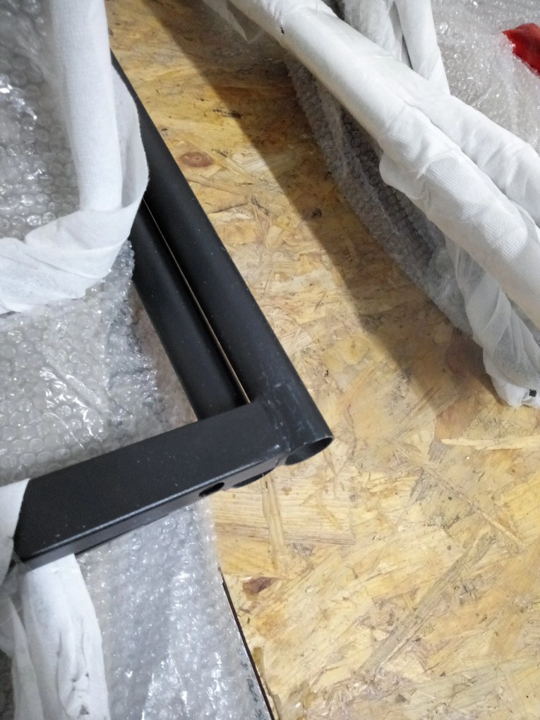AKCIA Barová stolička ARCETO VELVET s čiernymi nohami, béžová II. akosť