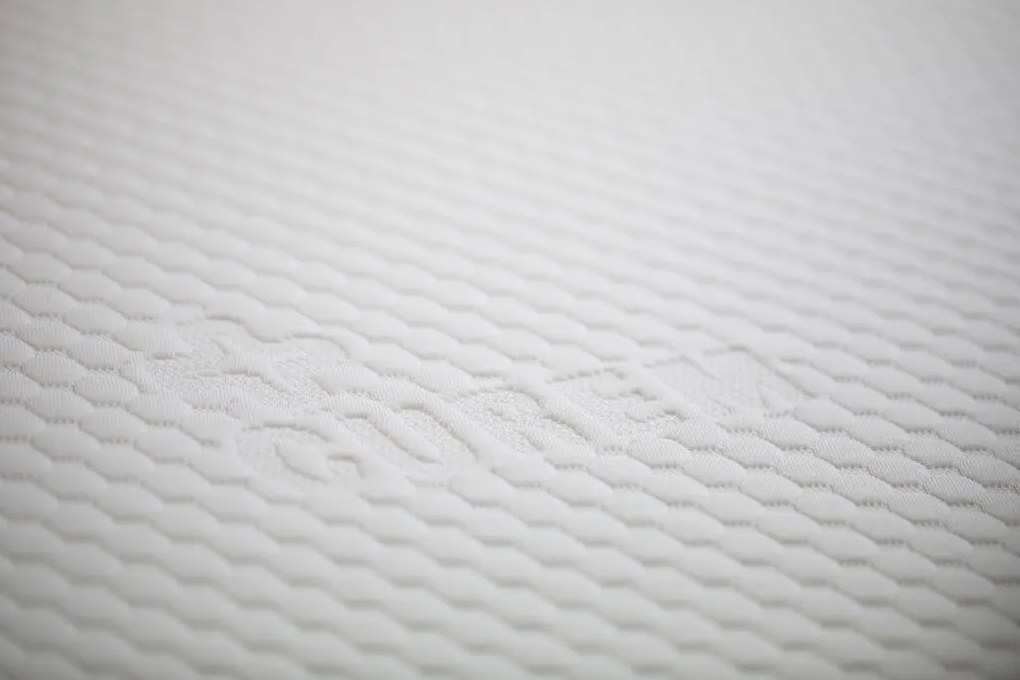 Curem CUREM C3500 25 cm - pohodlný pamäťový matrac s pevnejšou podporou 180 x 200 cm, snímateľný poťah