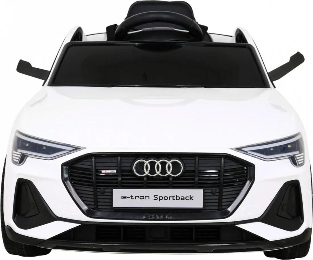 Ramiz Audi E-Tron Sportback pre deti Biela + Pilot + pohon 4x4 + pomalý štart + rádio MP3 + LED