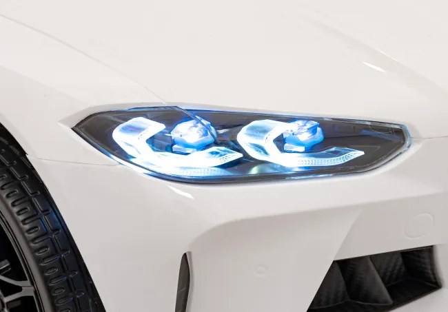 Elektrické autíčko BMW M4 biele