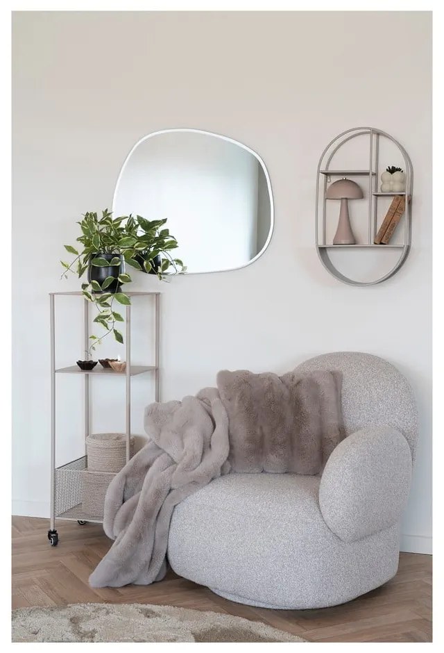 Sivá/béžová deka z umelej kožušiny 130x180 cm Galena – House Nordic