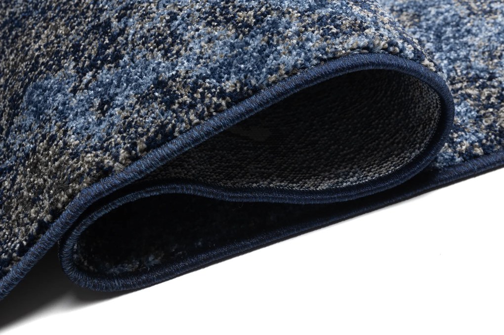 TA Koberec MU49A DARK BLUE BREEZE FVH Rozmer: 140x200 cm
