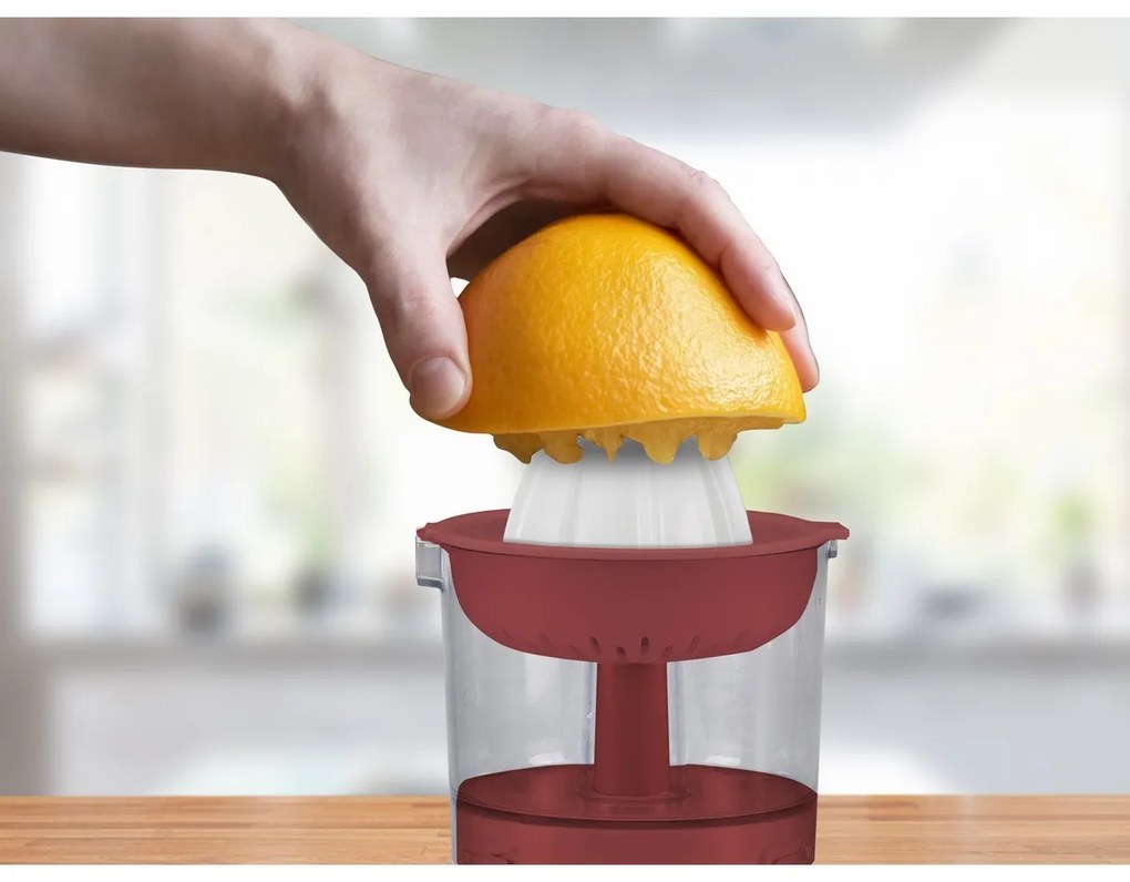 Beper P102EST100 USB nabíjací lis na citrusy