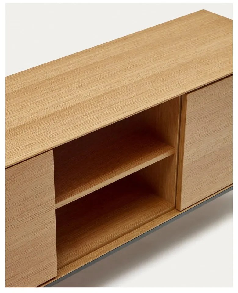 TV stolík v dekore duba v prírodnej farbe 195x55 cm Vedrana – Kave Home