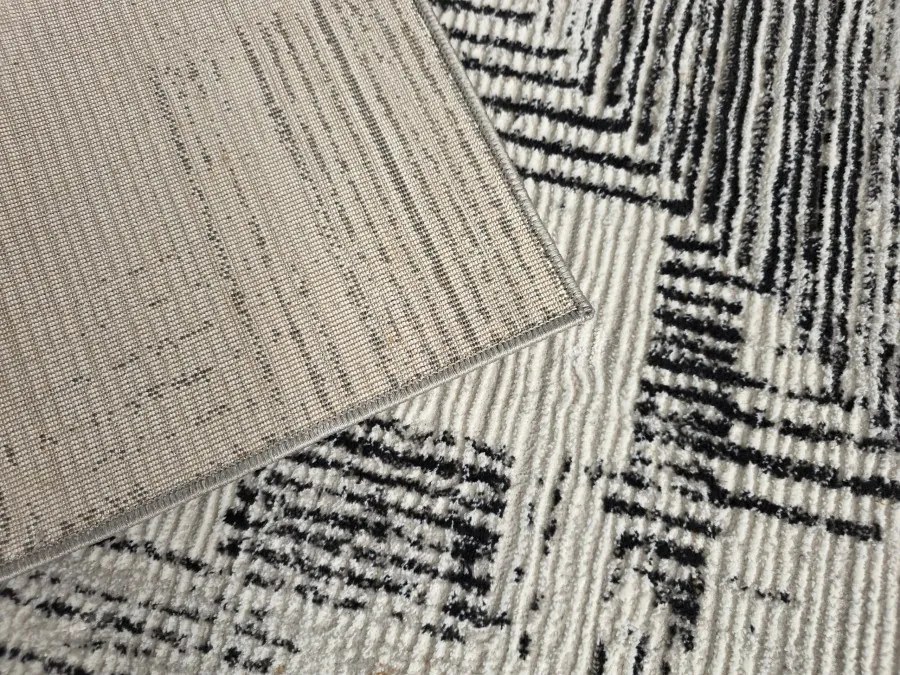 DC Koberec Oman 632 sivá antracit Rozmer: 140×190 cm