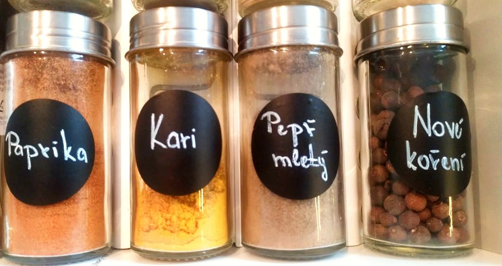 Sada štítkov / nálepiek, štítok čierny "KOLEČKO" - 13 ks Farba: biela