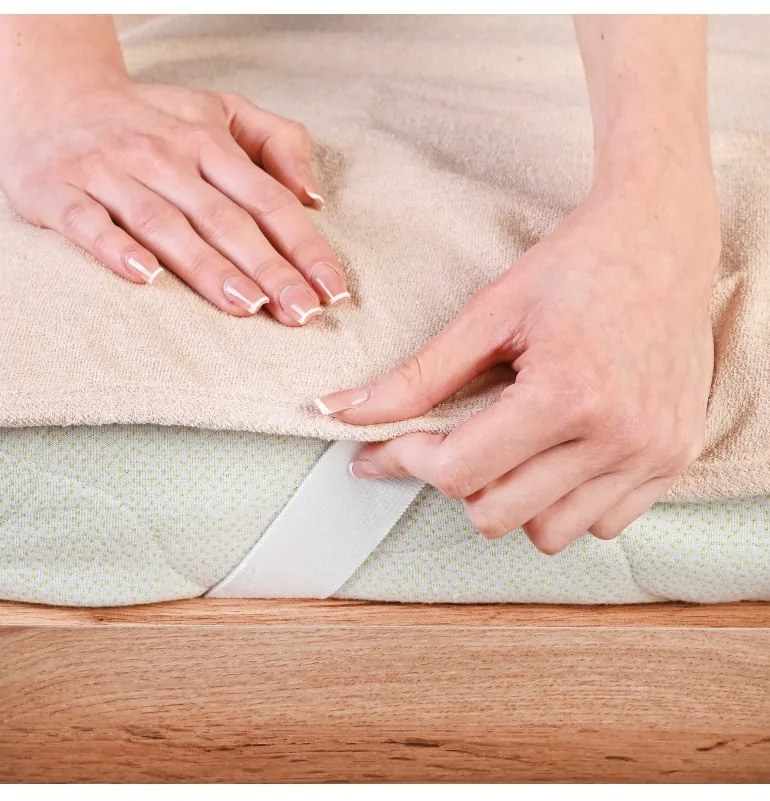 Plachta posteľná nepremokavá krémová s gumičkou po rohoch EMI, 90x200 cm