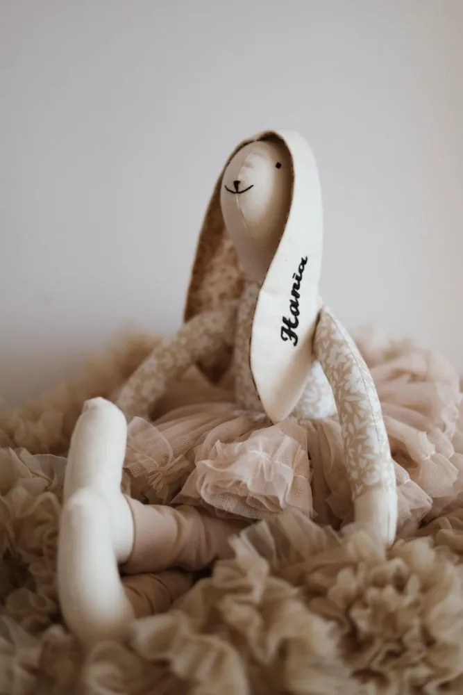 Plyšový zajačik béžový s menom dieťaťa