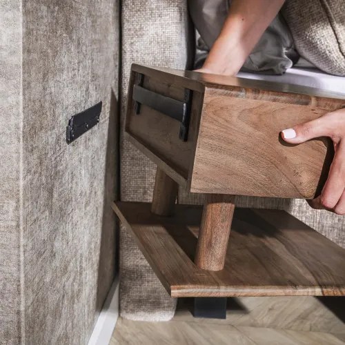 Nočný stolík 30-12 Carve Drevo Acacia - Komfort-nábytok