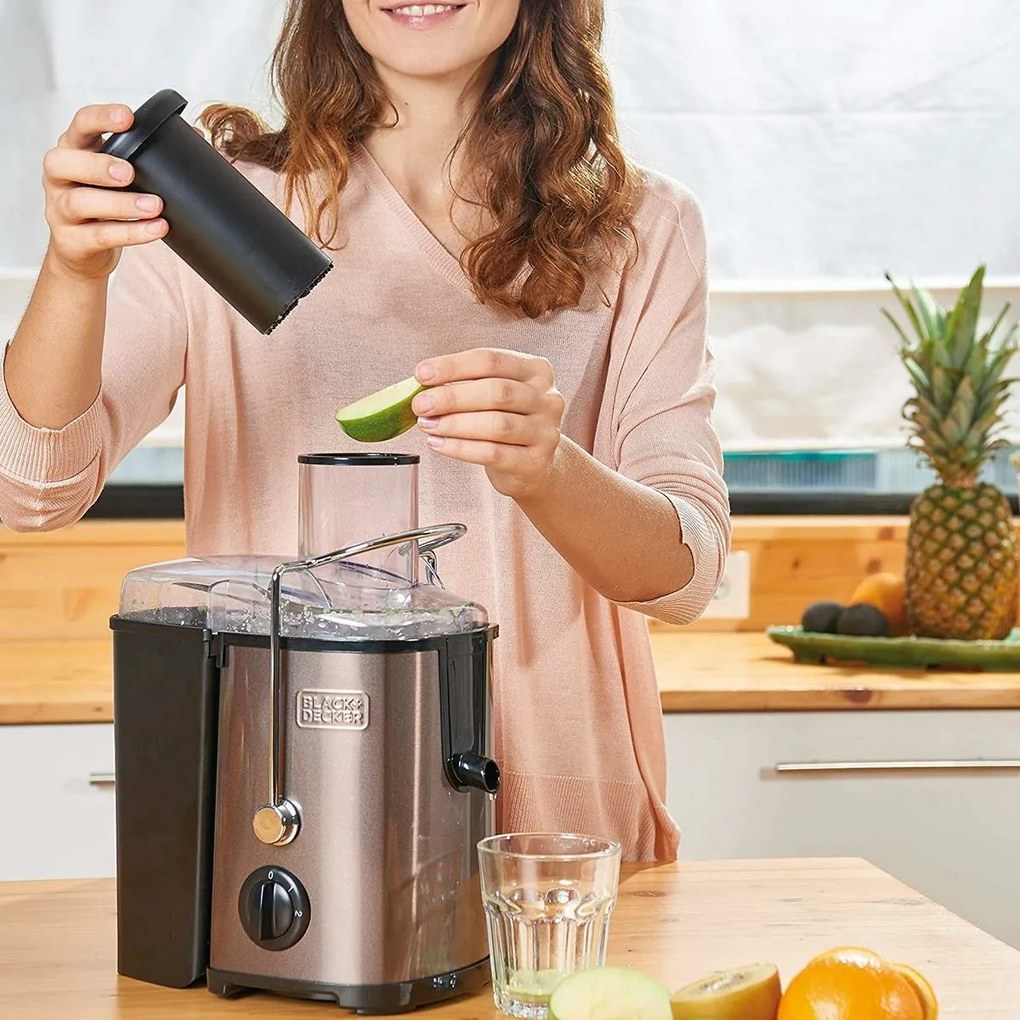 Black+Decker BXJE600E Odstredivý odšťavovač