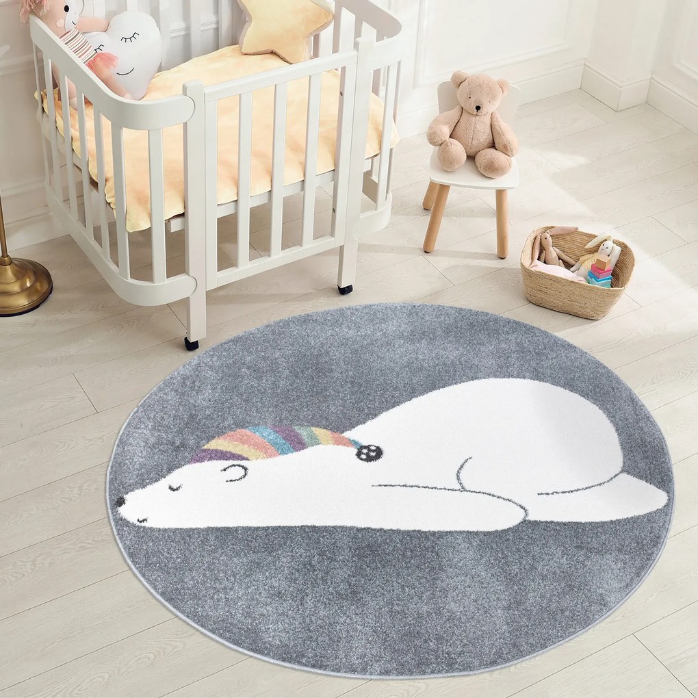 Dekorstudio Sivý kruhový detský koberec ANIME - medveď 921 Priemer koberca: 120cm