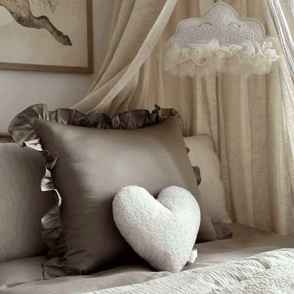 Posteľná bielizeň s volánom – taupe Margaret od 140x200 cm 200x220 cm