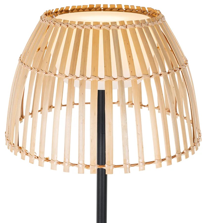 Rustikálna vonkajšia stojaca lampa čierna s bambusom vrátane LED - Kaiser
