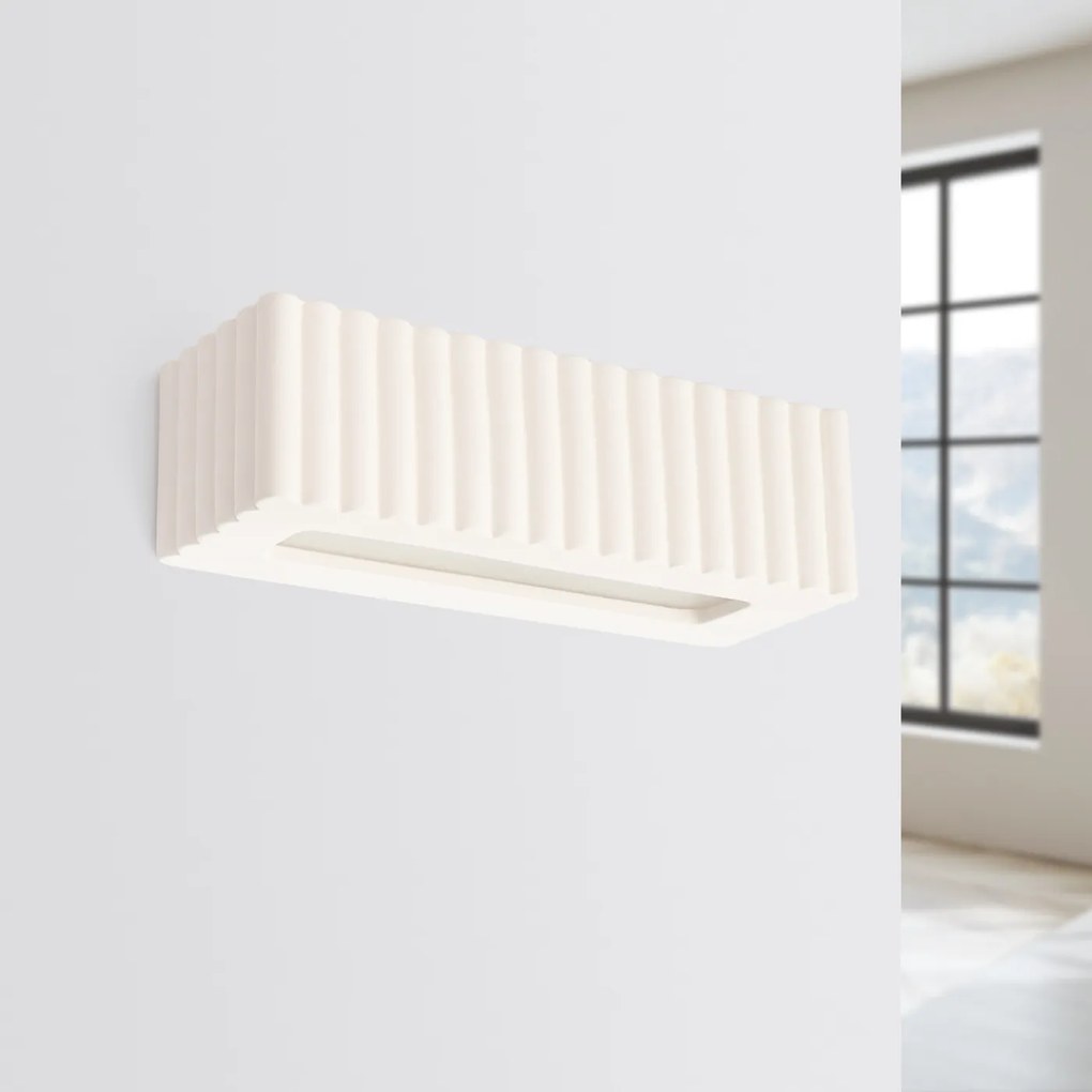 Nástenné svietidlo Rigata, 1x biele keramické tienidlo