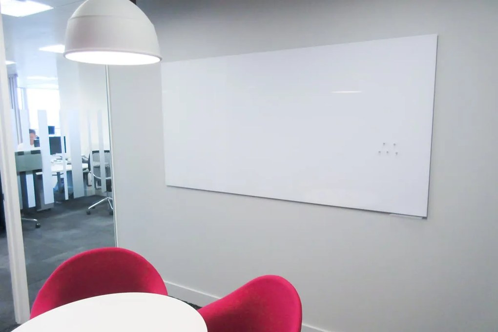 Toptabule.sk  Sklenená magnetická tabuľa biela ULTRAWHITE 120x60 cm