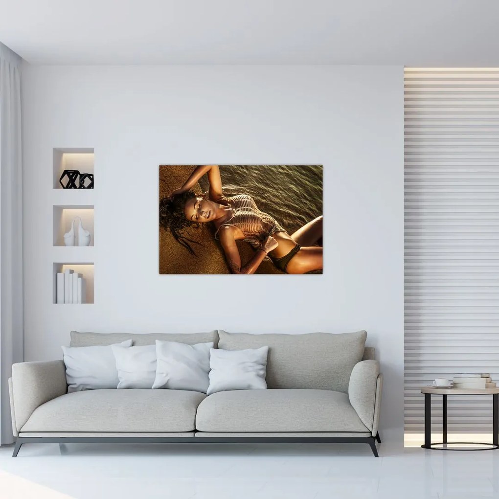 Obraz ženy ležiacej na pláži (90x60 cm)
