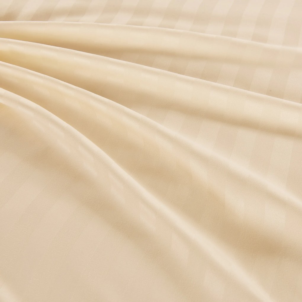 Hotelové obliečky z mikrovlákna JASMINE šampanské - prúžok 2 cm Rozmer obliečok: 70 x 90 cm | 140 x 200 cm
