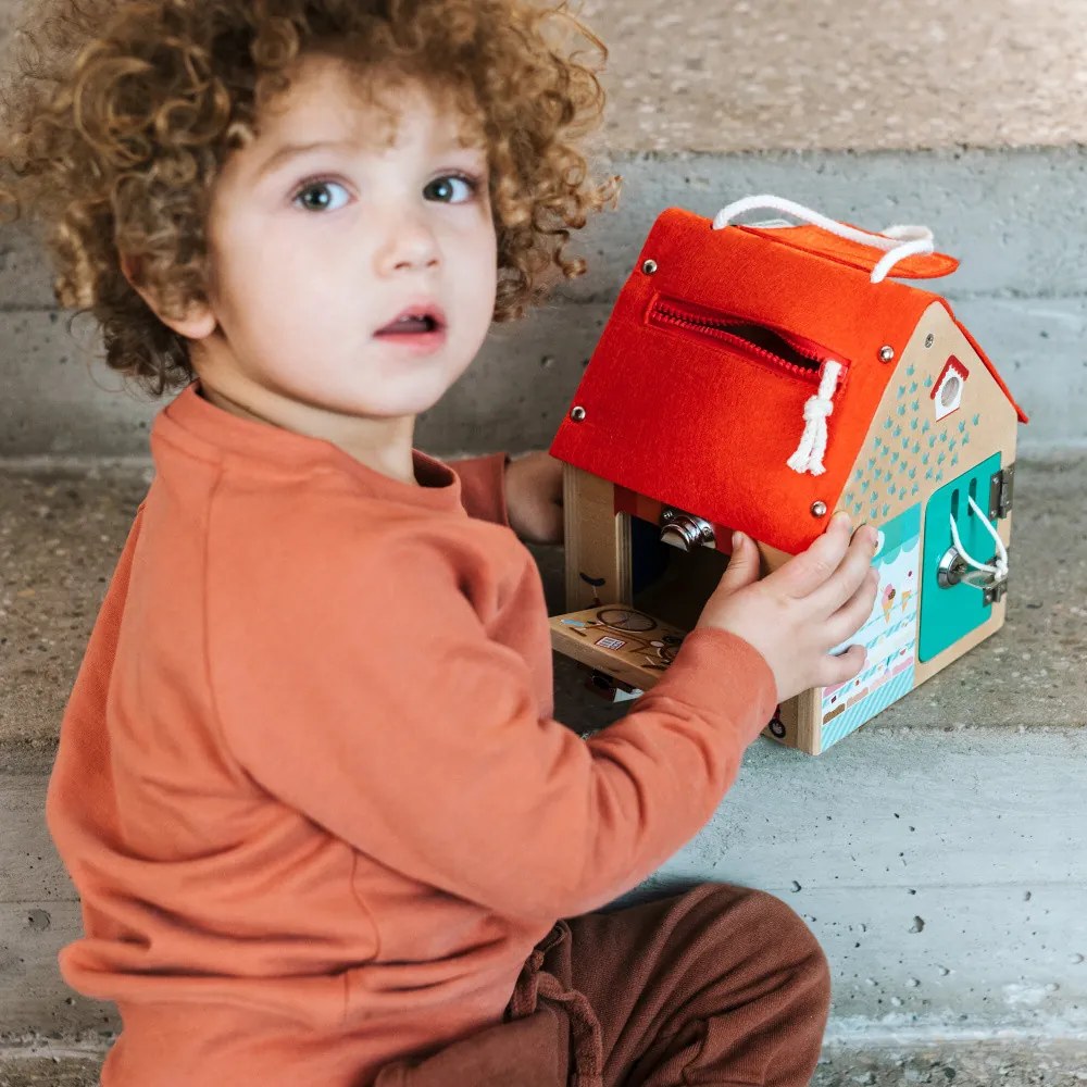 Lilliputiens - drevený domček so zámkami