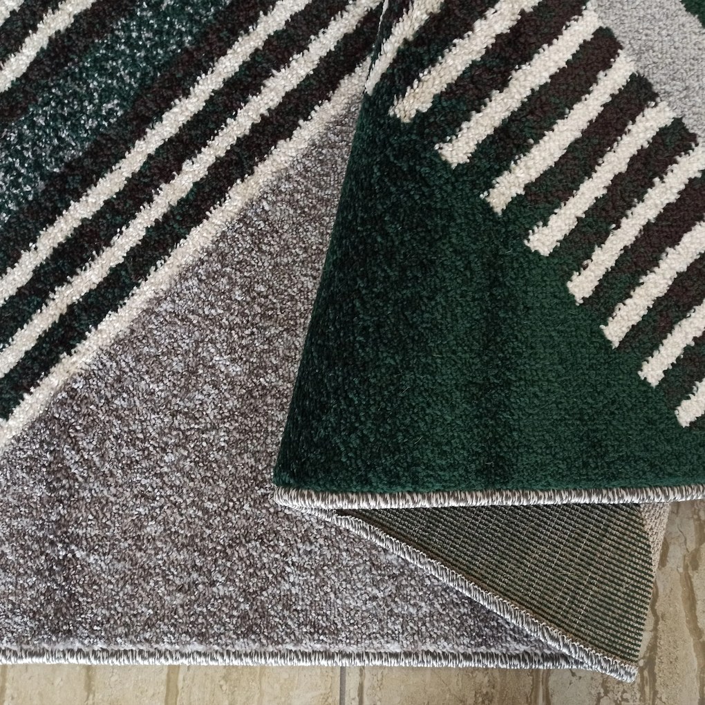DY Sivo-zelený koberec s geometrickým vzorom Otto 03 Rozmer: 240x330 cm