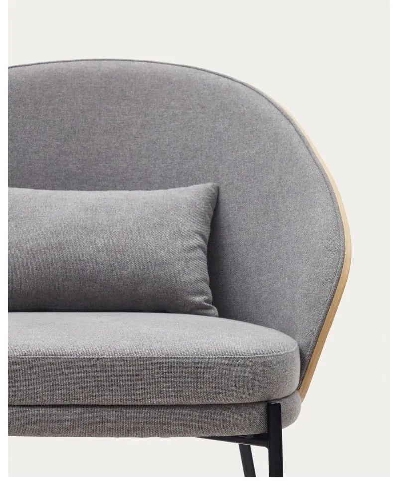 Kreslo v sivo-prírodnej farbe Eamy – Kave Home