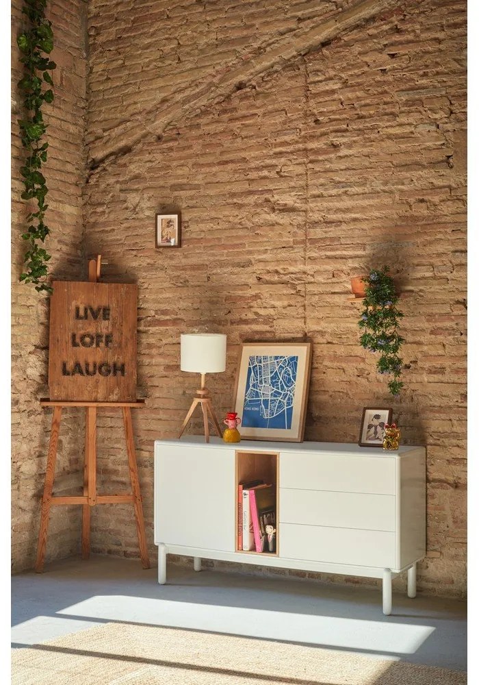 Krémovobiela komoda 140x76x40 cm Corvo – Teulat