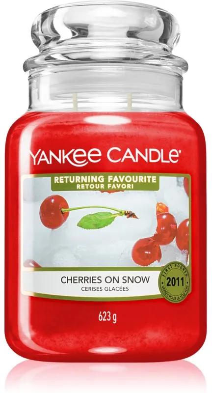 Yankee Candle Cherries on Snow vonná sviečka 623 g