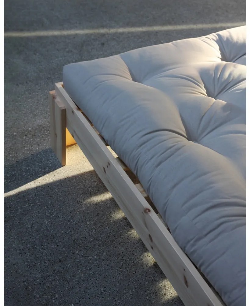 Dvojlôžková posteľ z borovicového dreva s roštom v prírodnej farbe 160x200 cm Layers – Karup Design