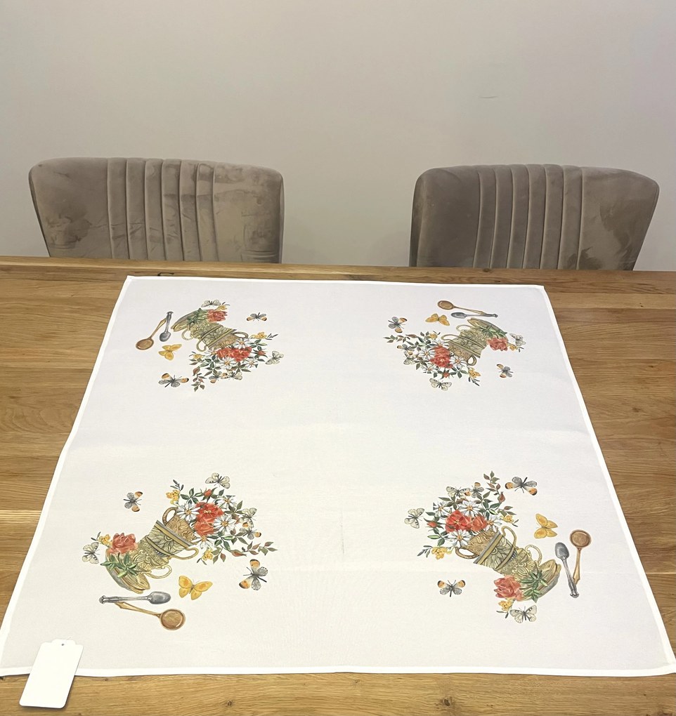 Vyšívaný obrus štvorec hnedé kvety 85x85 cm
