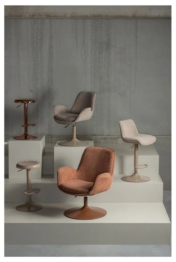 Oranžové kreslo s nastaviteľnou výškou sedadla Marten – WOOOD