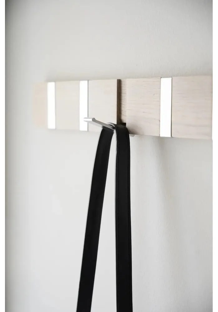 Nástenný vešiak z dubového dreva v prírodnej farbe Confetti – Rowico