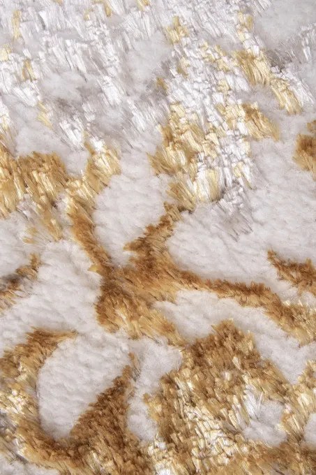 Koberec MIA C485A krémový / zlatý