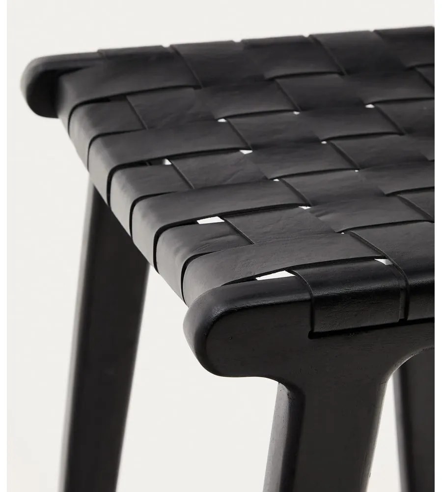 Čierna barová stolička z mahagónového dreva Calixta – Kave Home