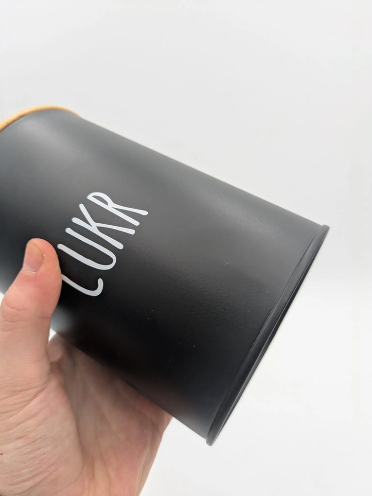 Orion 2. akosť - Plechová dóza na potraviny, čierna, s bambusovým vekom, 1,3l, CUKOR