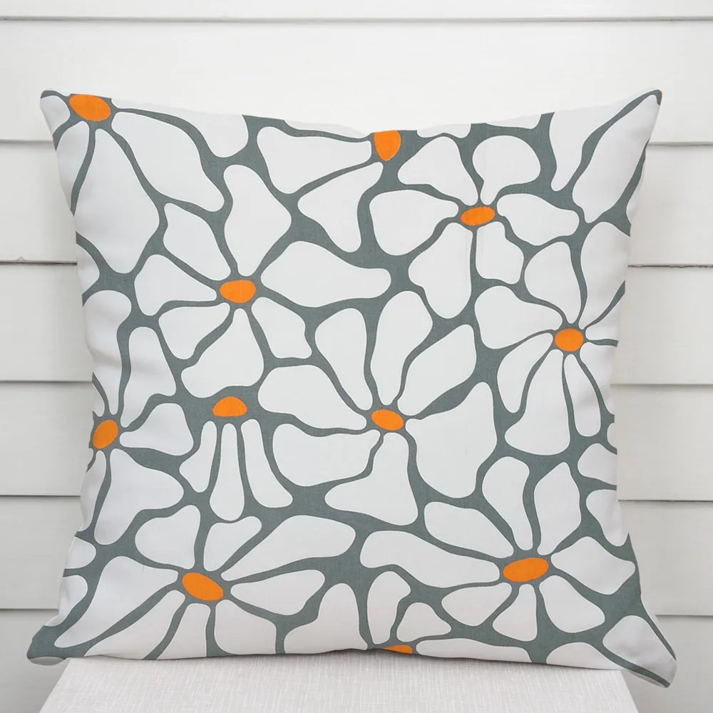 Biante Bavlnená obliečka na vankúš Sandra SA-491 Biele designové kvety na sivom 40 x 60 cm