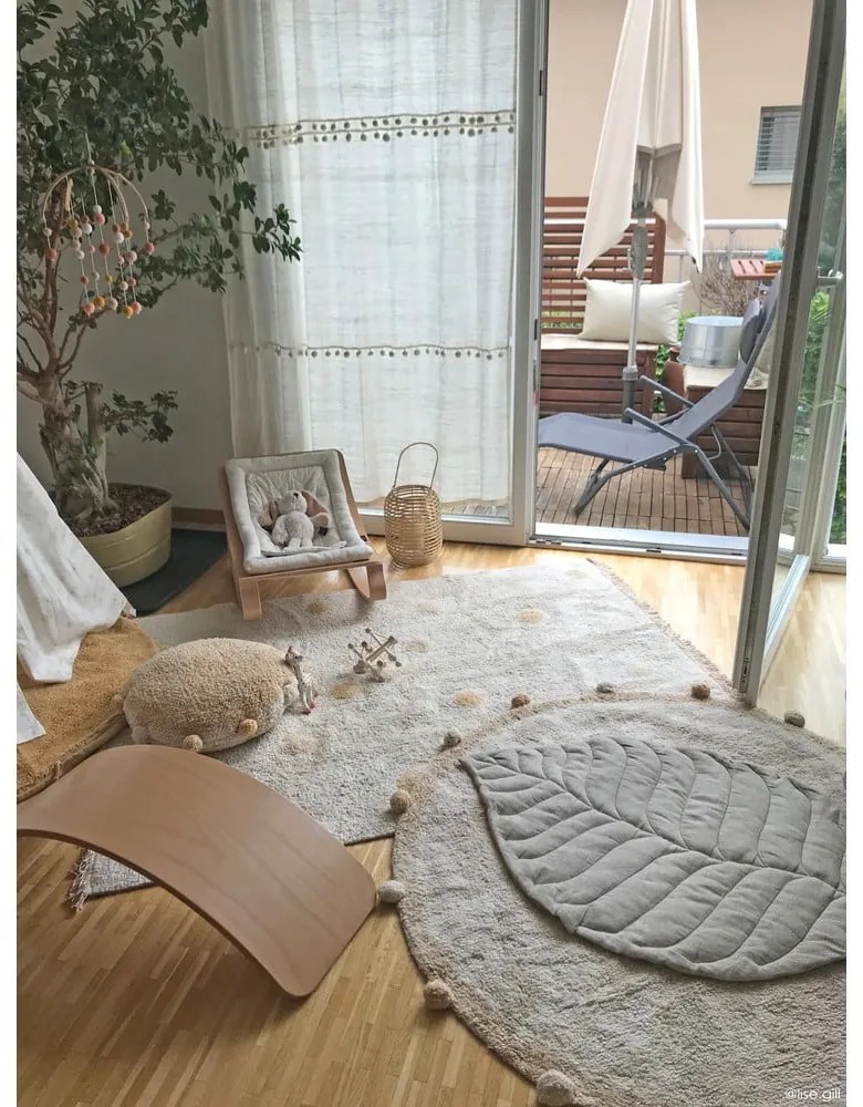 Béžový prateľný ručne tkaný bavlnený detský koberec ø120 cm Bubbly Honey – Lorena Canals