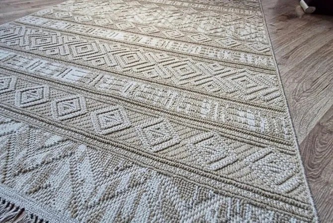 Béžový boho koberec s pruhovaným vzorom Boho 881-B Rozmer: 60x100 cm