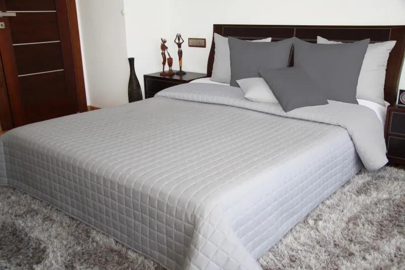 DomTextilu Obojstranný prehoz na posteľ v svetlošedej farbe Šírka: 75 cm | Dĺžka: 160 cm 27654-153259