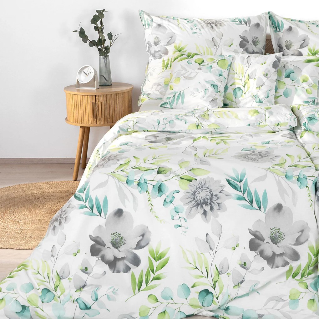 Goldea bavlnené posteľné obliečky deluxe - eukalyptus s kvety 140 x 220 a 70 x 90 cm