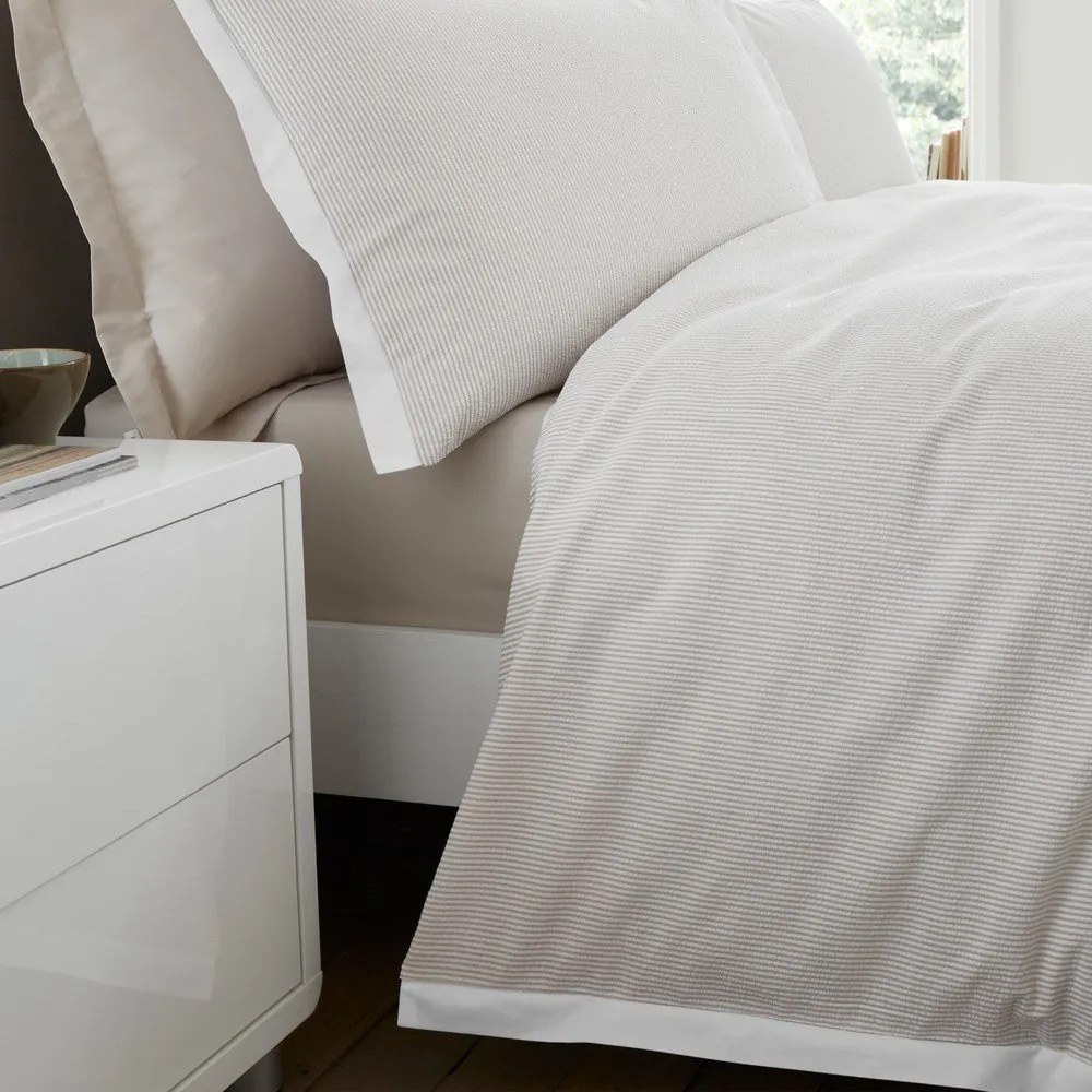 Krémové 3-dielne obliečky na dvojlôžko z bavlneného perkálu 200x200 cm Seersucker Woven Stripe – Bianca