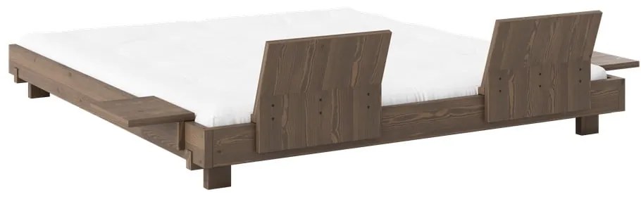 Hnedá dvojlôžková posteľ z borovicového dreva s roštom 180x200 cm Social – Karup Design
