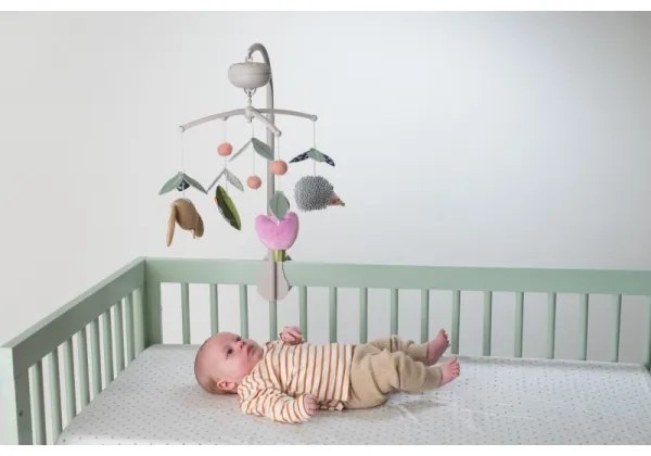 Taf Toys - Hudobný kolotoč na postieľku Záhrada 3xAAA