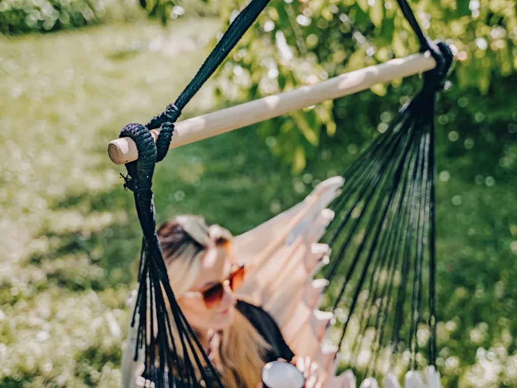 Béžové závesné kreslo HANGO s bielym stojanom