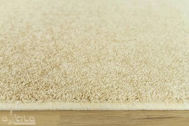 Metrážny koberec Sunshine 70 krémový