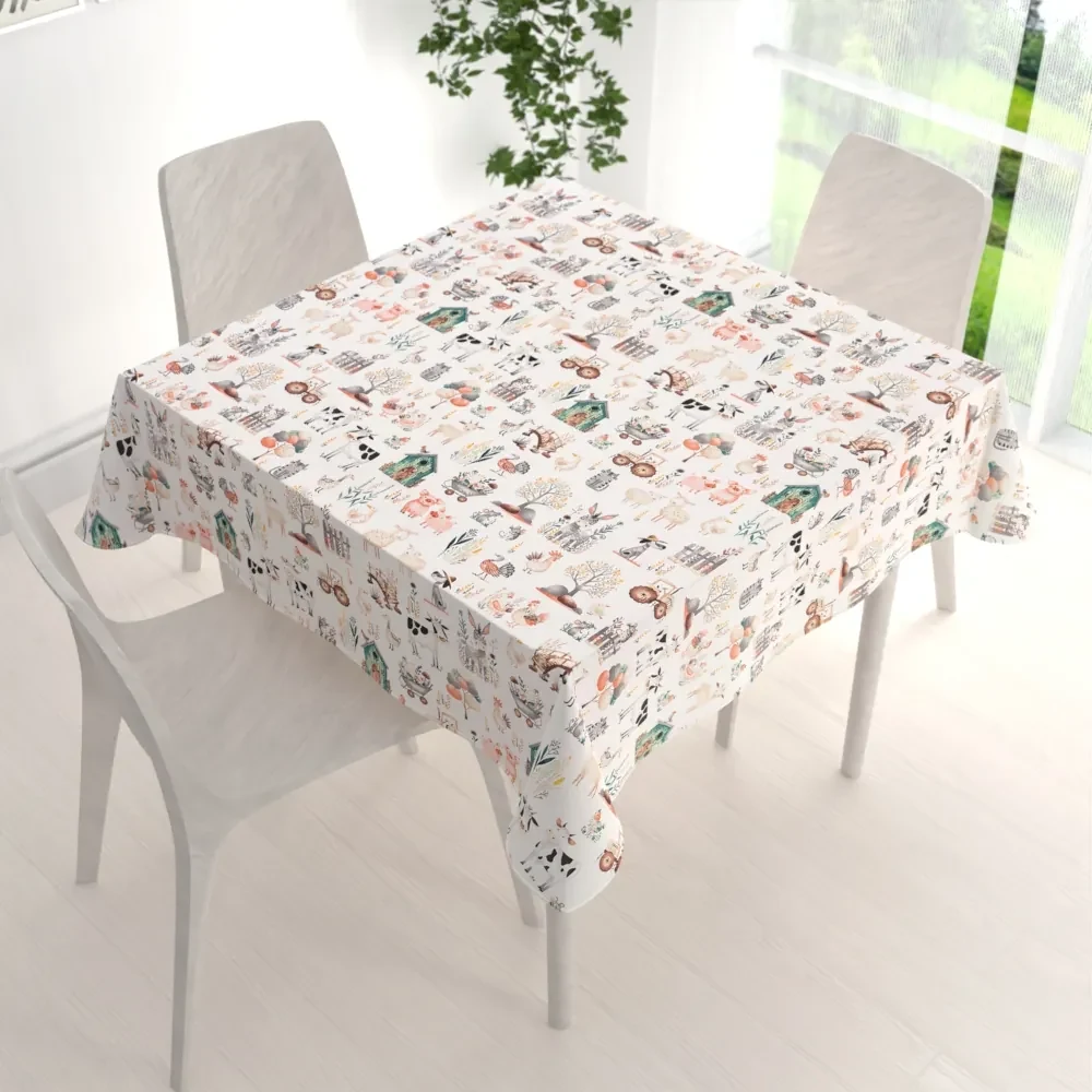 Biante Detský bavlnený štvorcový obrus Sandra SA-563 Zvieratká na farme na bielom 60x60 cm