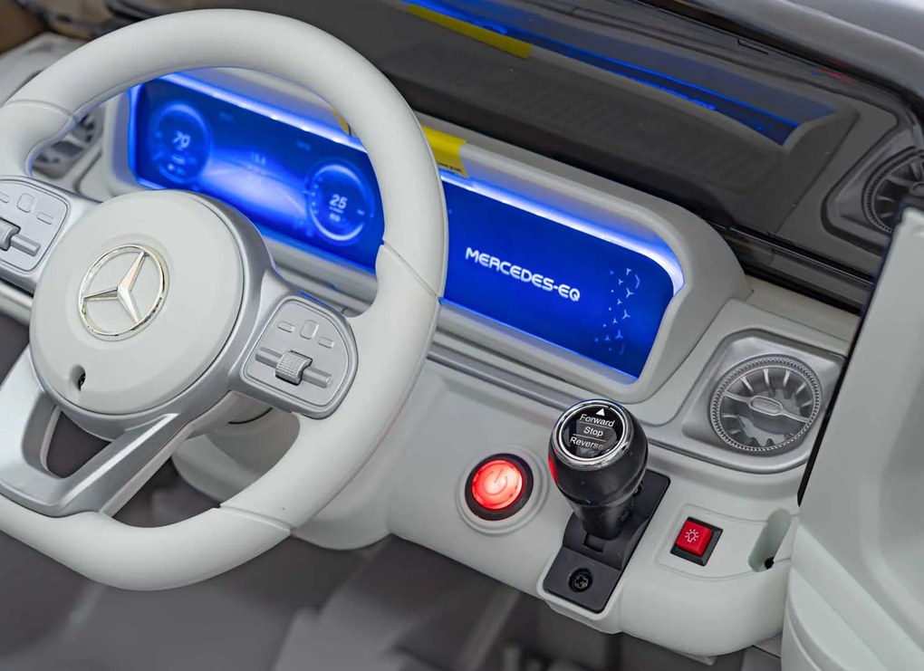 Detské autíčko s elektrickým pohonom 4x4 Mercedes Benz EQG - strieborné