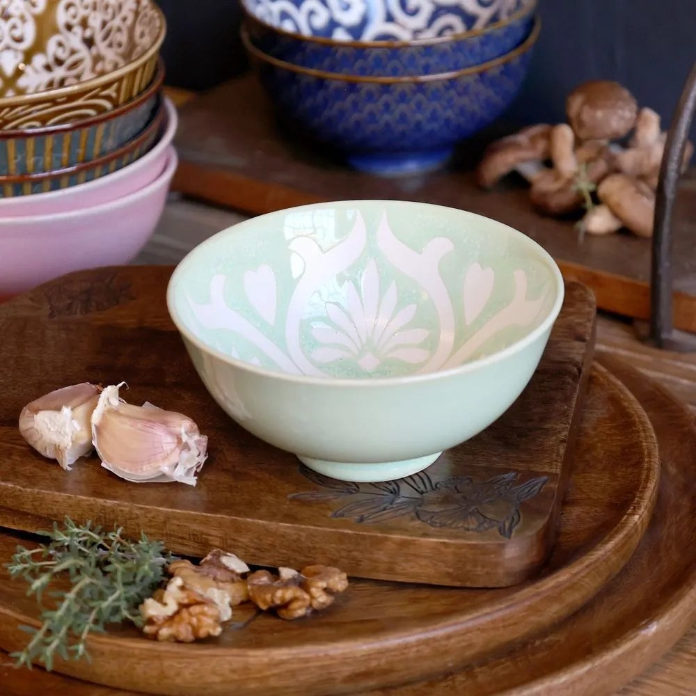 Zelená porcelánová miska s kvetmi vo vnútri Arés - Ø12*5,5 cm
