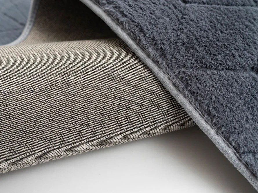 TZ Tmavosivý okrúhly koberec 3D Rabbit Rozmer: 200 cm