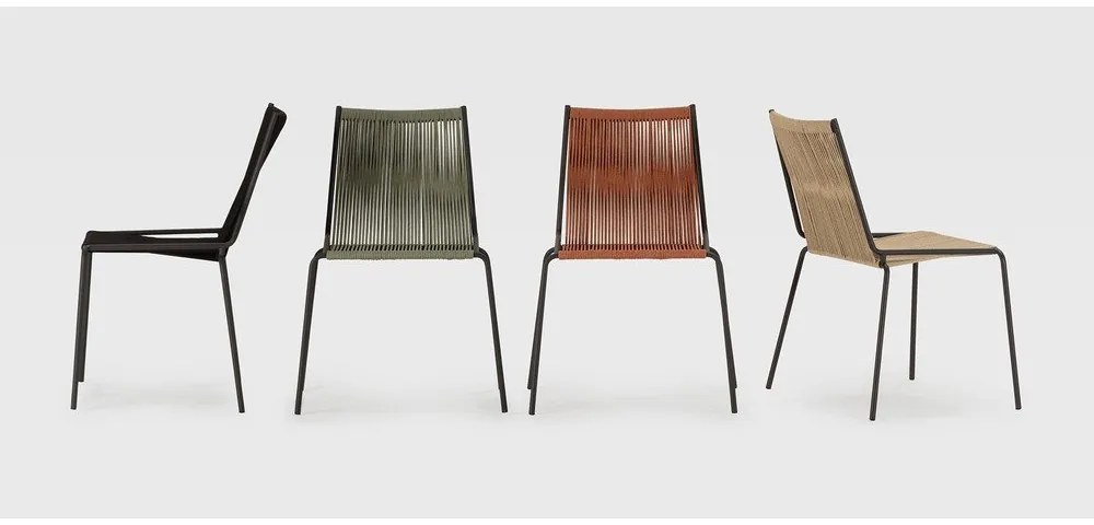 Béžové kovové stohovateľné jedálenské stoličky v súprave 2 ks Emily – Marckeric