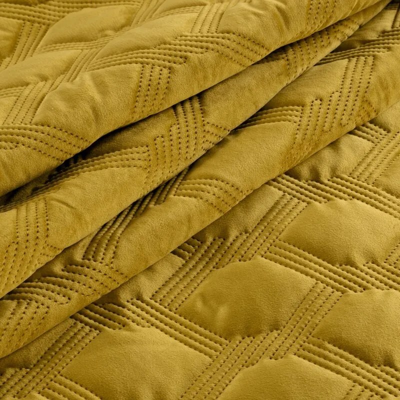 Dekorstudio Elegantný zamatový prehoz na posteľ SOFIA 5 medovozlatý Rozmer prehozu (šírka x dĺžka): 200x220cm