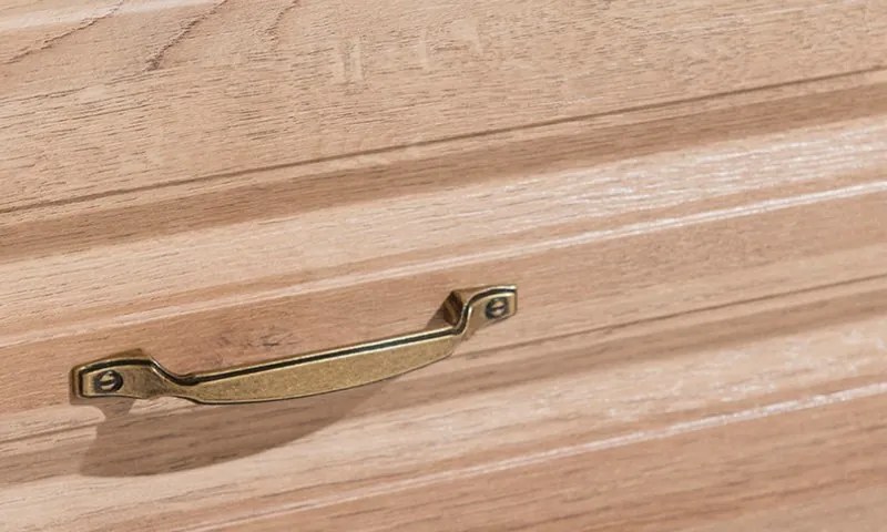 Široká komoda Atik, dub riviera